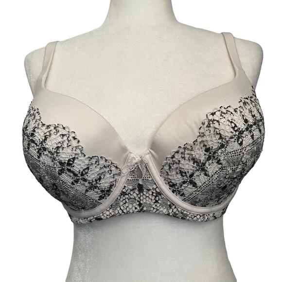 Victoria Secret Body by Victoria Bra Size 34DDD Lined Demi Double Cream Lace - Picture 1 of 16